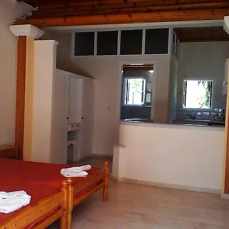 Dimitris Beach Studios Dassia (Corfu)